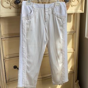 Cream/ white silk Capri pants